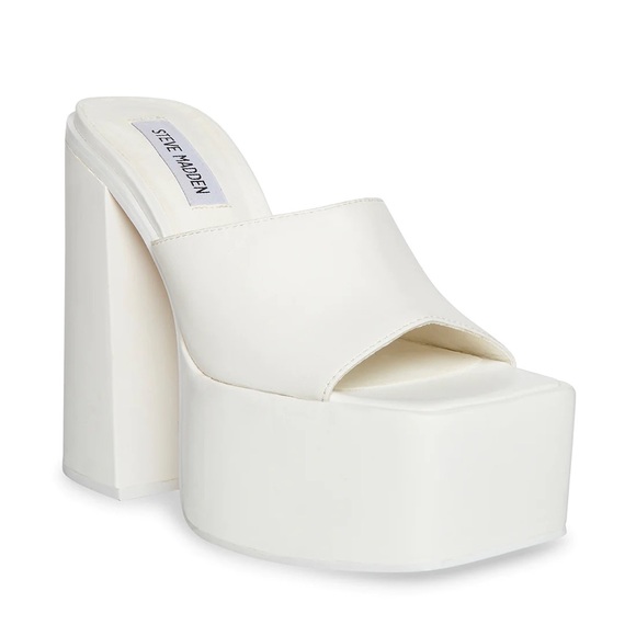 Steve Madden Shoes - Steve Madden White Trixie (NWT)